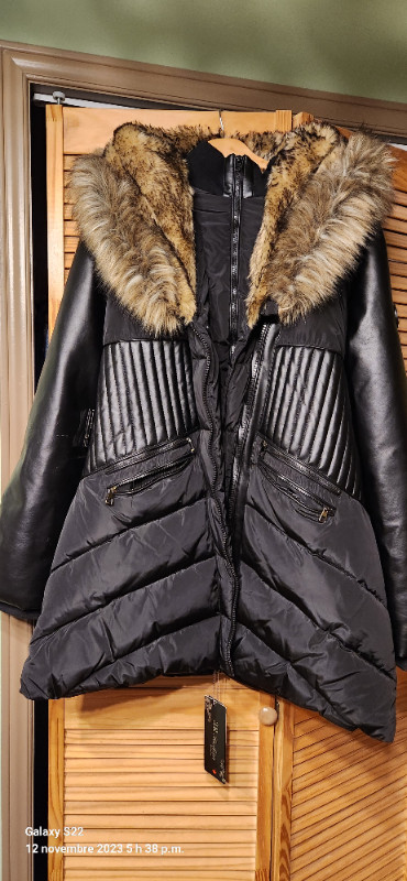 Manteau hiver femme neuf dans Femmes - Hauts et vêtements d'extérieur  à Lanaudière - Image 3