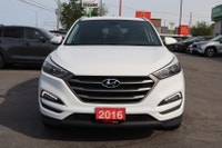 Ready to command the road? Experience the ultimate driving machine. The TUCSON LIMITED AWD. A perfec... (image 1)