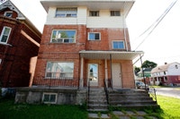 $825/Bedroom in a 4-Bedroom Home!! Looking for affordable, comfortable, and convenient student housi... (image 8)