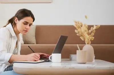 Cours de français et tutorat en français pour jeunes et adultes, View more