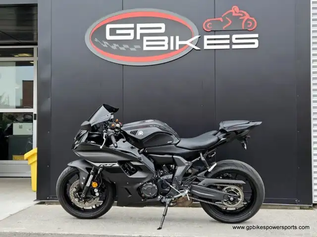 2024 Yamaha YZF-R1 R7 in Sport Bikes in Oshawa / Durham Region - Image 6