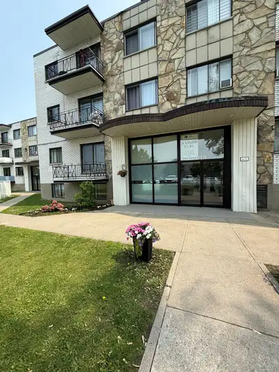 3 1/2 Beautiful apartment located in Laval!  (755 - Apt 101)