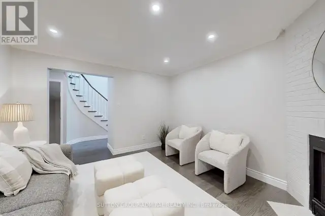 5 KIMBERGATE WAY Vaughan (Brownridge), Ontario62866663192577124