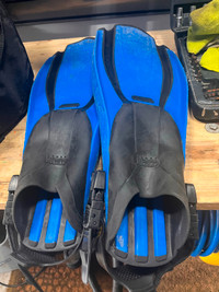 Scuba dive fins