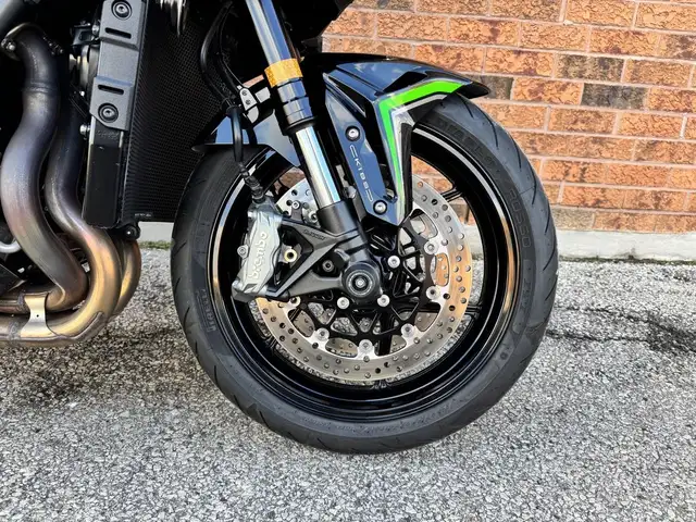 2020 Kawasaki Z H2 **SUPERCHARGED** **SCORPION PIPE** in Sport Bikes in Markham / York Region - Image 10