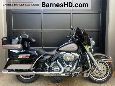 2009 Harley-Davidson FLHTC - Electra Glide Classic View Carfax Report Price Includes $10 VSA Transac...