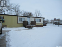 716 1st AVENUE W Kindersley, Saskatchewan