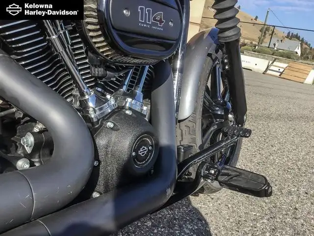 2022 Harley-Davidson Softail FXBBS - Street Bob 114 in Street, Cruisers & Choppers in Kelowna - Image 18