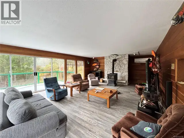 1068 Princess Victoria View Tahsis, British Columbia in Houses for Sale in Campbell River - Image 7