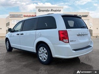 Cloth Seats | 7 Seater | Cruise Control | One Owner | Inspected | Financing | Available | Look at th... (image 3)