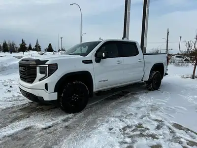 This GMC Sierra 1500 delivers a Gas V8 6.2L/376 engine powering this Automatic transmission. ENGINE,...