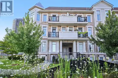 Tired of looking at same old cookie cutter home? Well, Look no further. This turn key executive home...