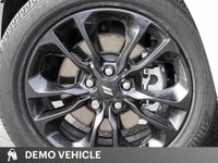 This Dodge Durango delivers a Regular Unleaded V-6 3.6 L/220 engine powering this Automatic transmis... (image 7)