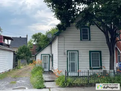 Emplacement exceptionnel au centre-ville de Gatineau (secteur Hull), face au parc du Carré-Vaudreuil...