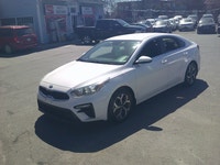 2020 Kia Forte Price $11999 178500 KM ON or QC Safety Included Warranty Included Carfax Included Aut... (image 7)