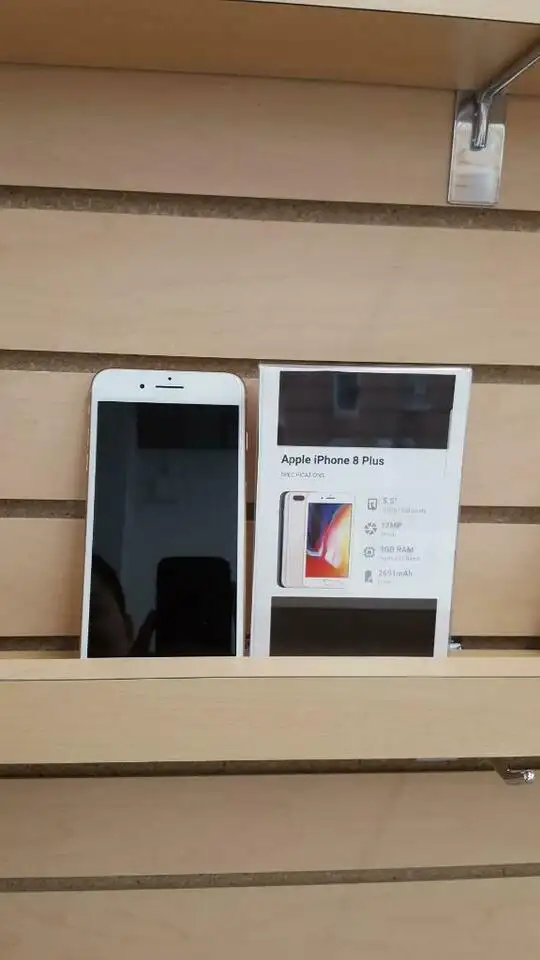 SUMMER SALE iPhone 8+ 64/256GB Unlocked NEW CHARGER 1Yr WAR in Cell Phones in Calgary - Image 3
