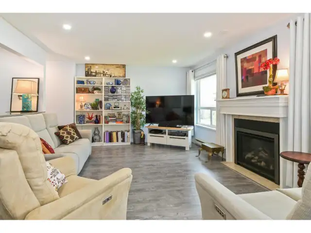 20 2475 EMERSON STREET Abbotsford, British Columbia in Condos for Sale in Abbotsford - Image 3