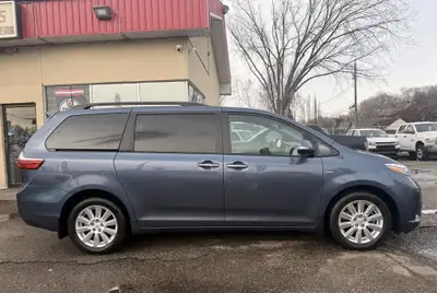 2017 TOYOTA SIENNA XLE LIMITED AWD WE FINANCE ALL CREDIT , View more