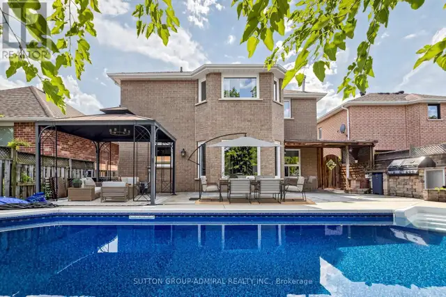 38 FELT CRESCENT Barrie (Bayshore), Ontario in Houses for Sale in Barrie - Image 3