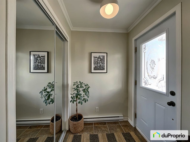 $500,000 - Semi-detached for sale in Granby — photo 2