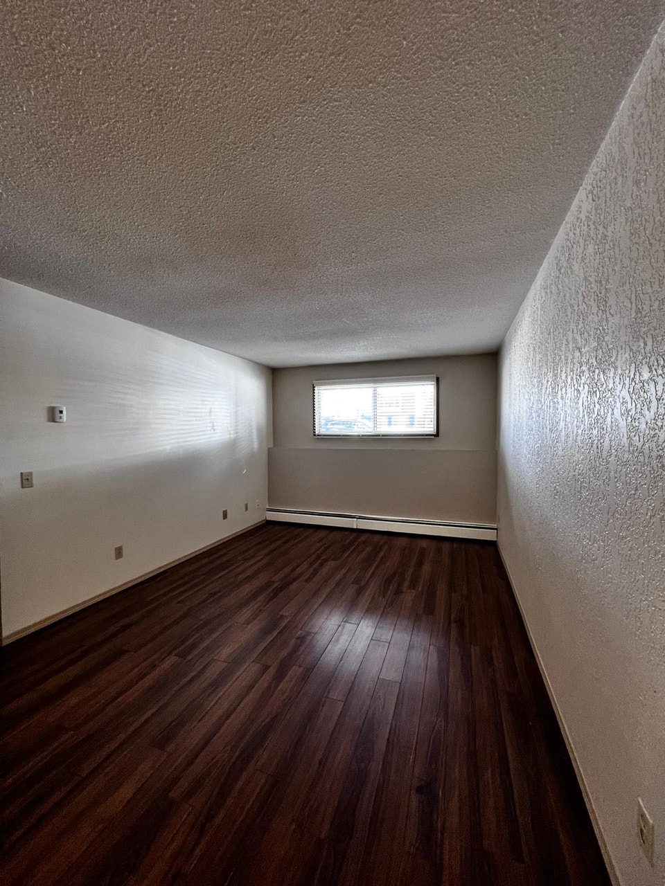 Spacious 2 Bedroom Unit in Innisfail! 4