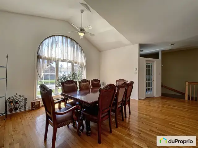 $649,000 - Bungalow for sale in St-Jean-sur-Richelieu (St-Luc) in Houses for Sale in Saint-Jean-sur-Richelieu - Image 7