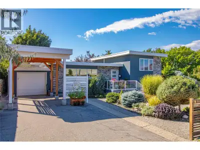 OPEN HOUSE SATURDAY SEPT. 12 from 10:30 to 12. Looking to downsize and be close to downtown, but not...