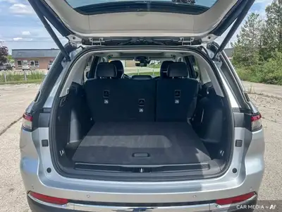 2023 Jeep Grand Cherokee 4xe Navigation | Pano Roof | Rear Seat, View more