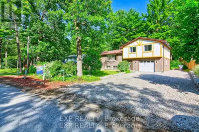 Welcome to amazing Port Franks; a piece of heaven in a super safe community. This property has so mu...