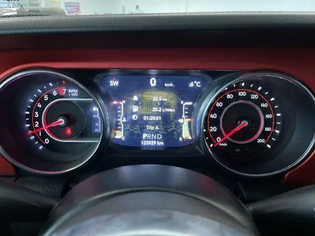 2020 Jeep Wrangler Unlimited Rubicon | 4WD | NAV | Remote Start in Cars & Trucks in Prince George - Image 27