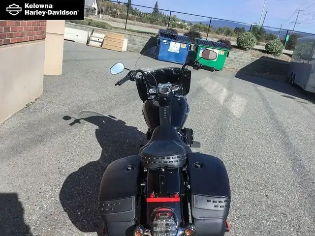 2018 Harley-Davidson FLHC - Softail Heritage Classic in Street, Cruisers & Choppers in Kelowna - Image 14