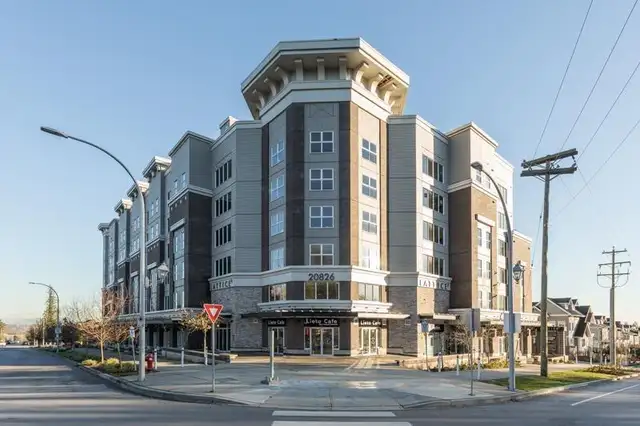 203 20826 72 AVENUE Langley, British Columbia in Condos for Sale in Abbotsford - Image 2