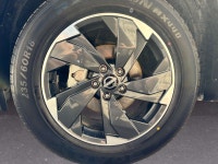 Intelligent All-Wheel Drive | Idle Stop/Start System | Power Panoramic Moonroof | Xtronic CVT | Heat... (image 9)