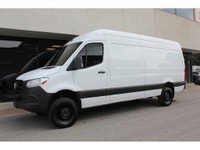 4X4 - RARE FIND SPRINTER 170 FULL SIZE - 4X4!!! 2019 MERCEDES SPRINTER 2500 - HIGH ROOF -- 4X4 WITH... (image 4)