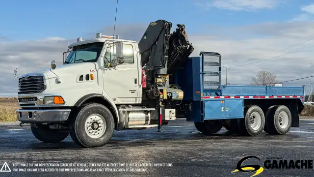 2007 STERLING LT9500 BOOM TRUCK / CRANE TRUCK in Heavy Trucks in Oshawa / Durham Region - Image 3