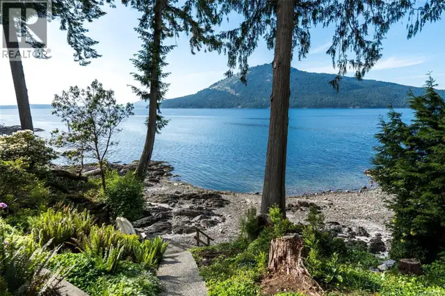958 Lands End Rd North Saanich, British Columbia in Houses for Sale in Victoria - Image 7