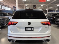 **MONTH-END SPECIAL!** R-LINE, 4MOTION AWD, 7 PASSENGER SEATING, MULTICOLOUR AMBIENT LIGHTING, WOOD... (image 6)