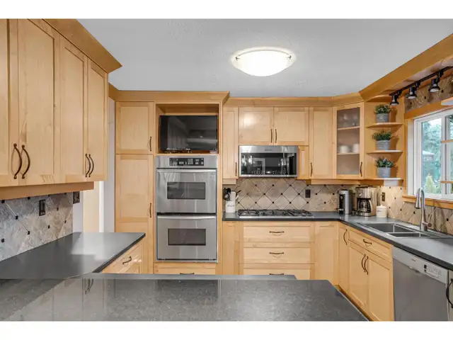11472 85 AVENUE Delta, British Columbia in Houses for Sale in Richmond - Image 11