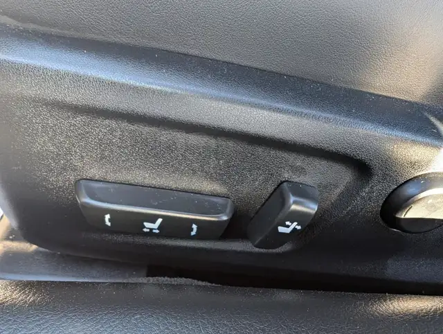 2017 Lexus RC 300 F Sport | Leather | Heated Cooled Seats in Cars & Trucks in Winnipeg - Image 8