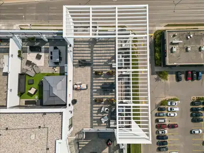 2 Bedroom + Den available, Fanshawe Park Road West, London, View more