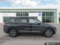 * 8-speed automatic transmission with Tiptronic 4MOTION * Front fog lights with static cornering lig... (image 5)