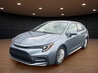Discover the 2020 Toyota Corolla SE in a vibrant blue finish, featuring front-wheel drive and except... (image 1)