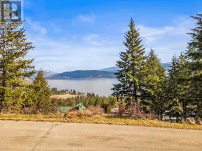 Imagine waking up every morning to the soothing sounds of nature, with panoramic, unobstructed views...