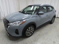 One owner 2024 Nissan Kicks SV comes equipped with blind spot warning, intelligent cruise control, a... (image 6)