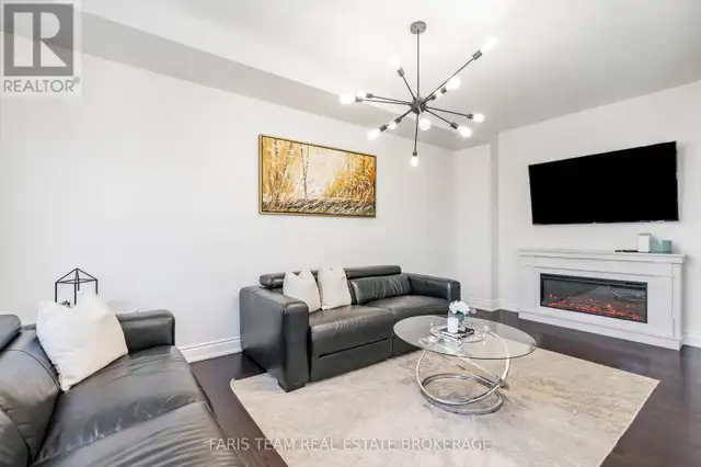 53 CHRISTY DRIVE Wasaga Beach, Ontario in Houses for Sale in Barrie - Image 13