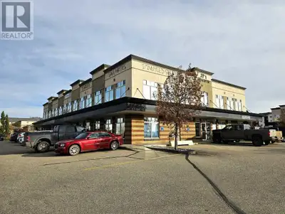 An incredible opportunity for your business! This 1,926sq.ft 2nd floor unit located in Junction Poin...