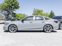 Experience the perfect blend of advanced hybrid efficiency, sporty design, and premium refinement wi... (image 2)