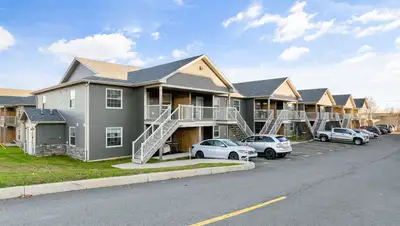 This spacious, open-concept, two-bedroom townhouse perfectly combines comfort and convenience. With...