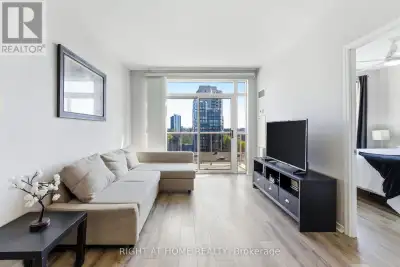 Live above it all in this exceptional Tridel-built penthouse where luxury meets lifestyle. Soaring 9...