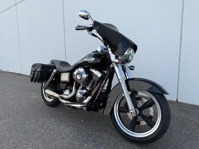 2015 Harley-Davidson DYNA SWITCHBACK in Street, Cruisers & Choppers in Kelowna - Image 2